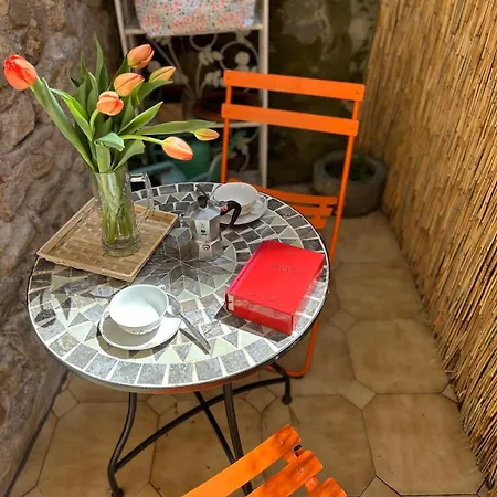 La Casa Del Polpo Rosa