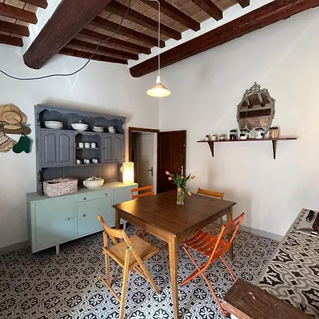 La Casa Del Polpo Rosa Дом отдыха Кампилья-Мариттима